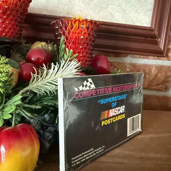 DuPont NASCAR Jeff Gordon Competitive Motorsports Superstars of NASCAR Postcards - Picture 4 of 5